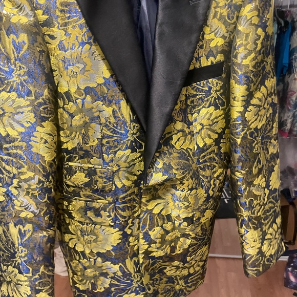 Suit For Homecoming